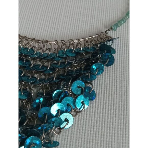Relativity Blue & Silver Beaded Sequined Bib Style  Memory Wire Choker Necklace - Picture 7 of 9